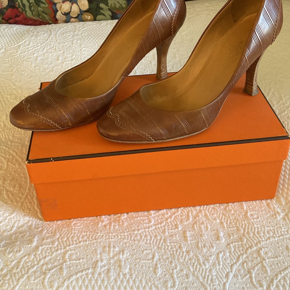 Vintage Hermes Spectator Shoes Heels 38 Brown 7.5